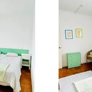 Rich & Poor Albergue