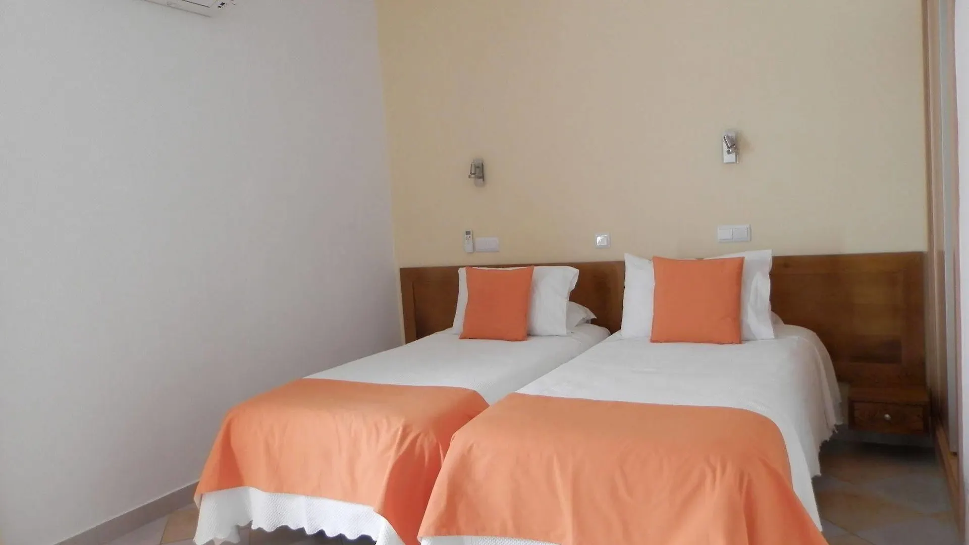 Maison d'hôtes Hotel Frentomar à Albufeira